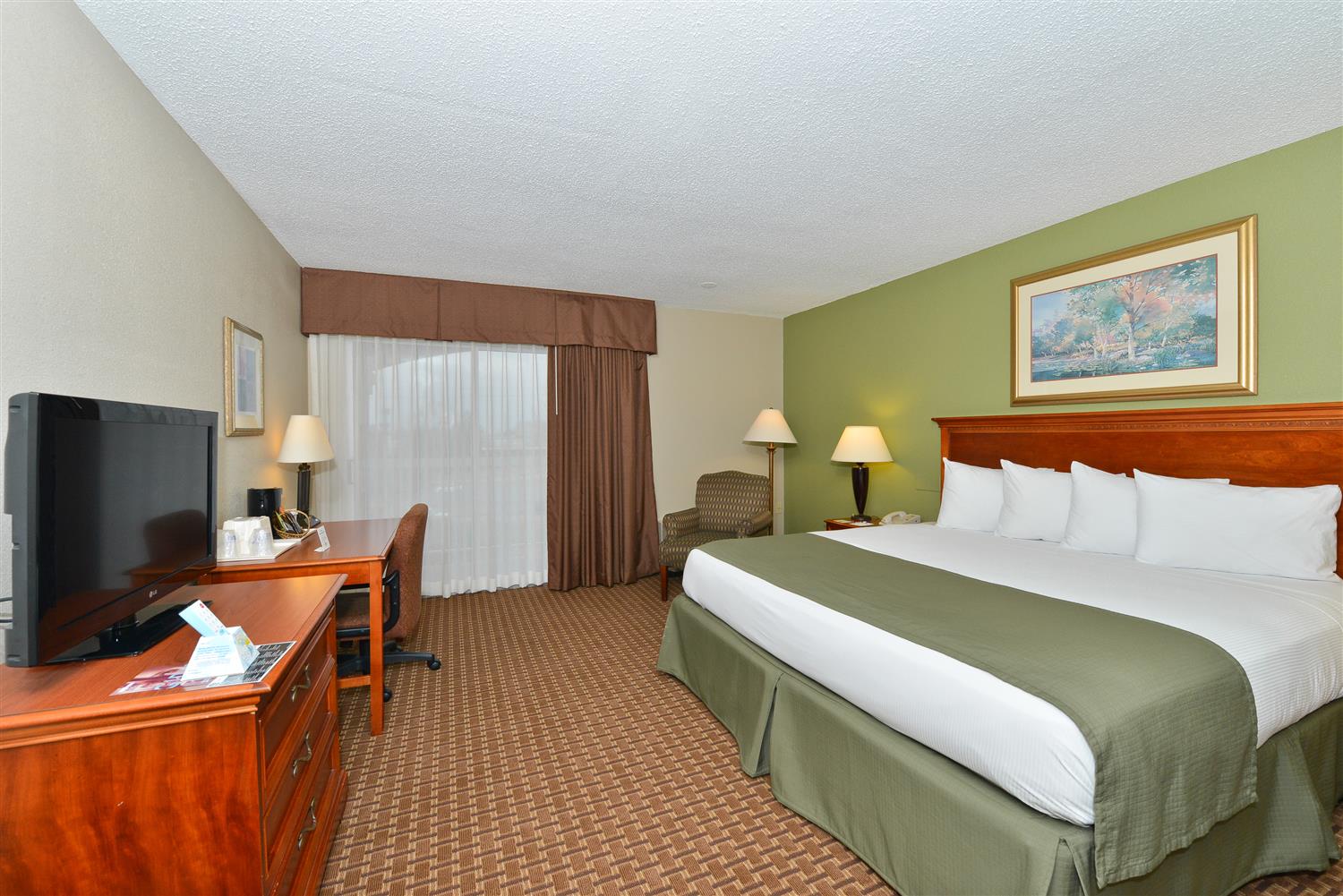 Raleigh North downtown Hotel 6/18