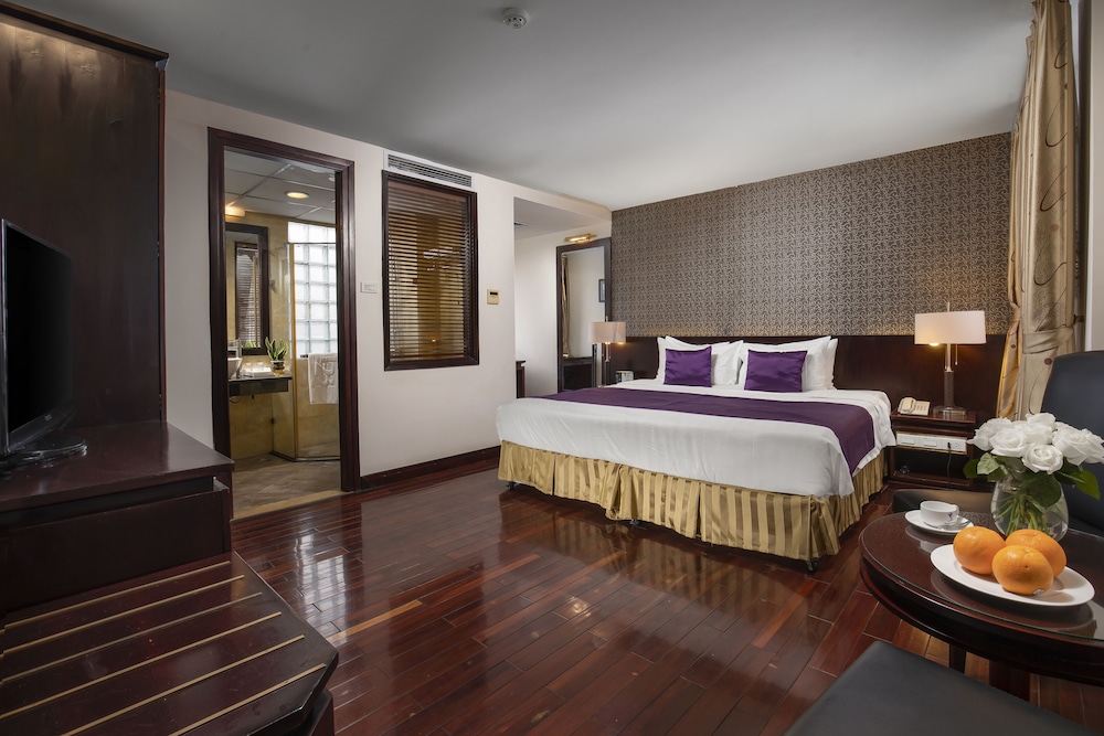 TK123 Hanoi Hotel 13/88