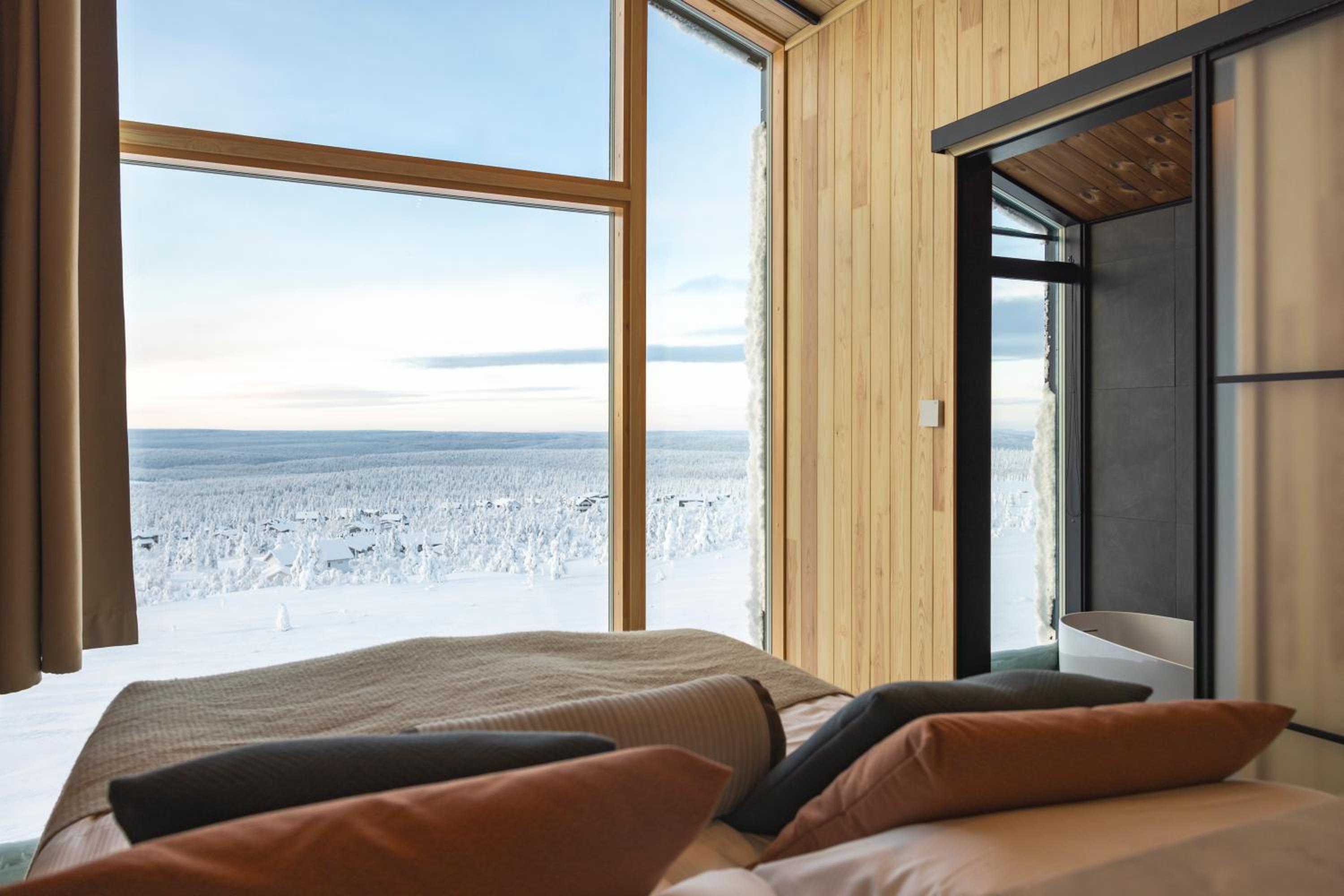 Aurora, Suite, Queen and Twin Beds, Sauna