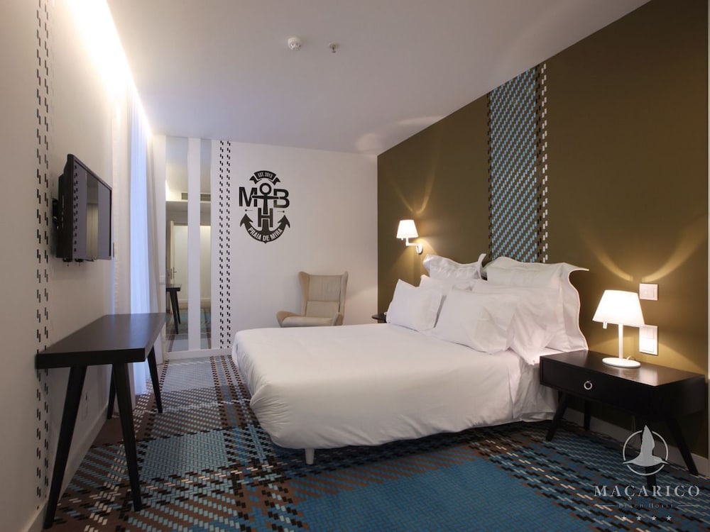 Macarico Beach Hotel 6/66