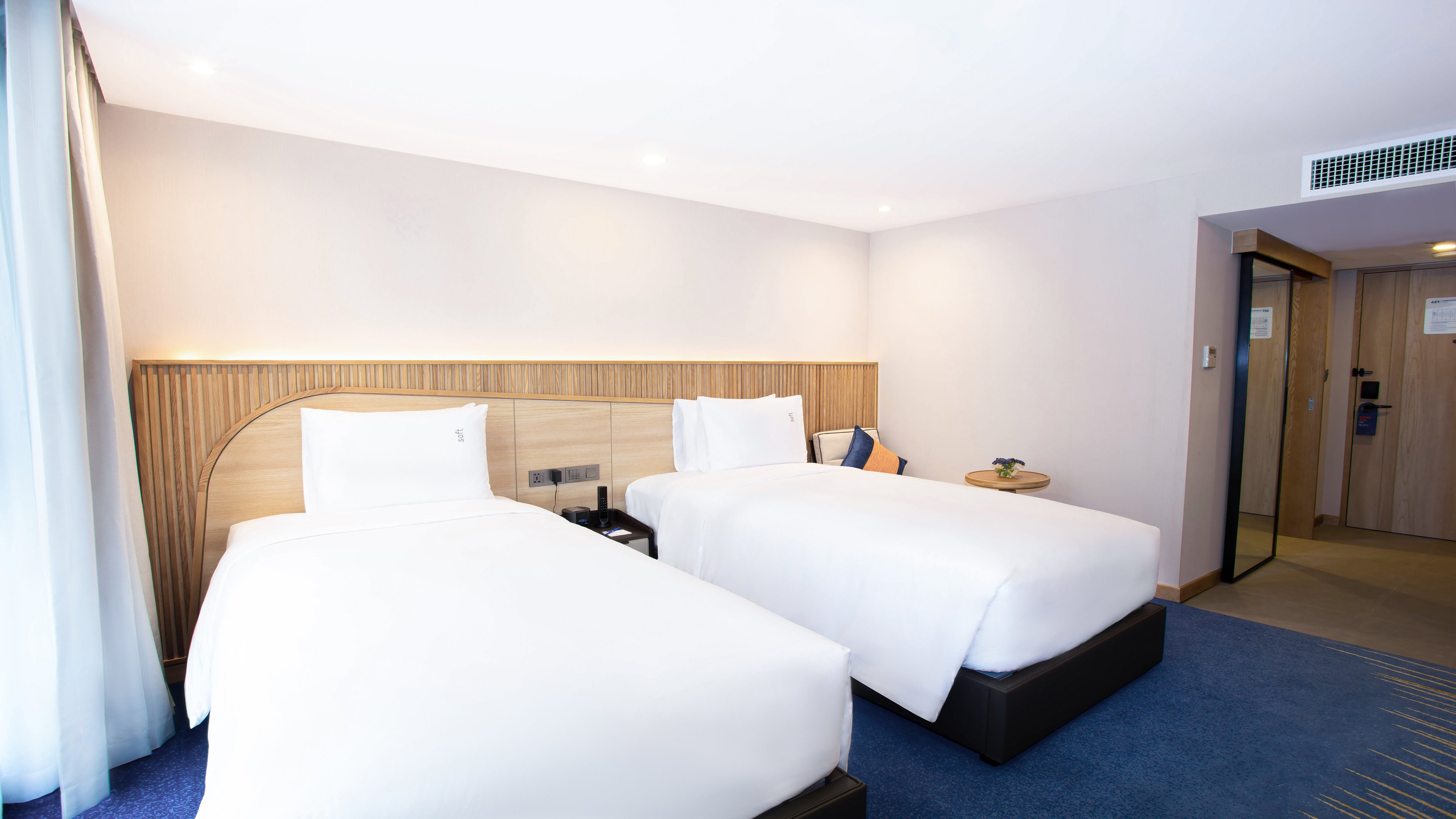 Standard, Twin Beds