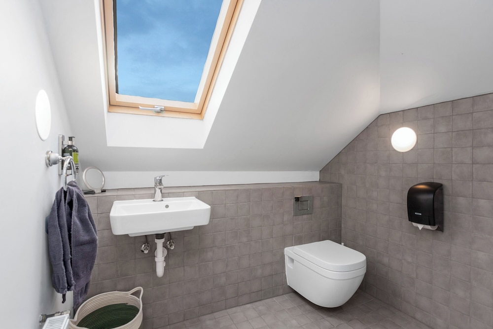 FREYJA GUESTHOUSE & SUITES 46/47