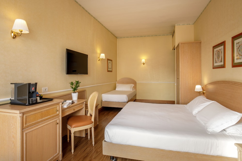 Santa Costanza Hotel 18/50