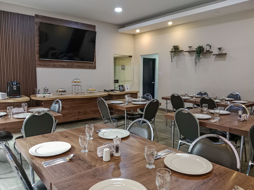 TRAVELERS APARTAMENTOS Y SUITES CONDOMINIOPLENITUD 54/67