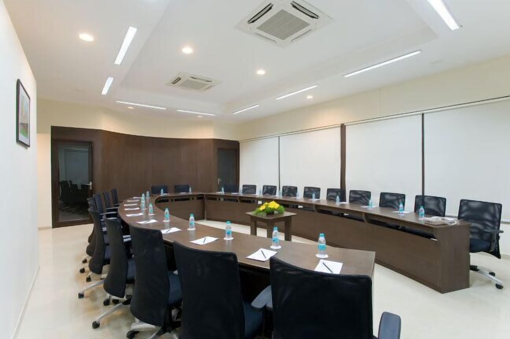 Pearlsuites 36/50