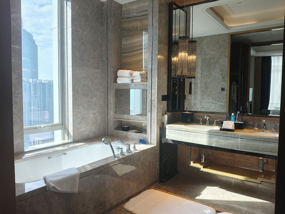 Wanda Realm Liuzhou 52/56
