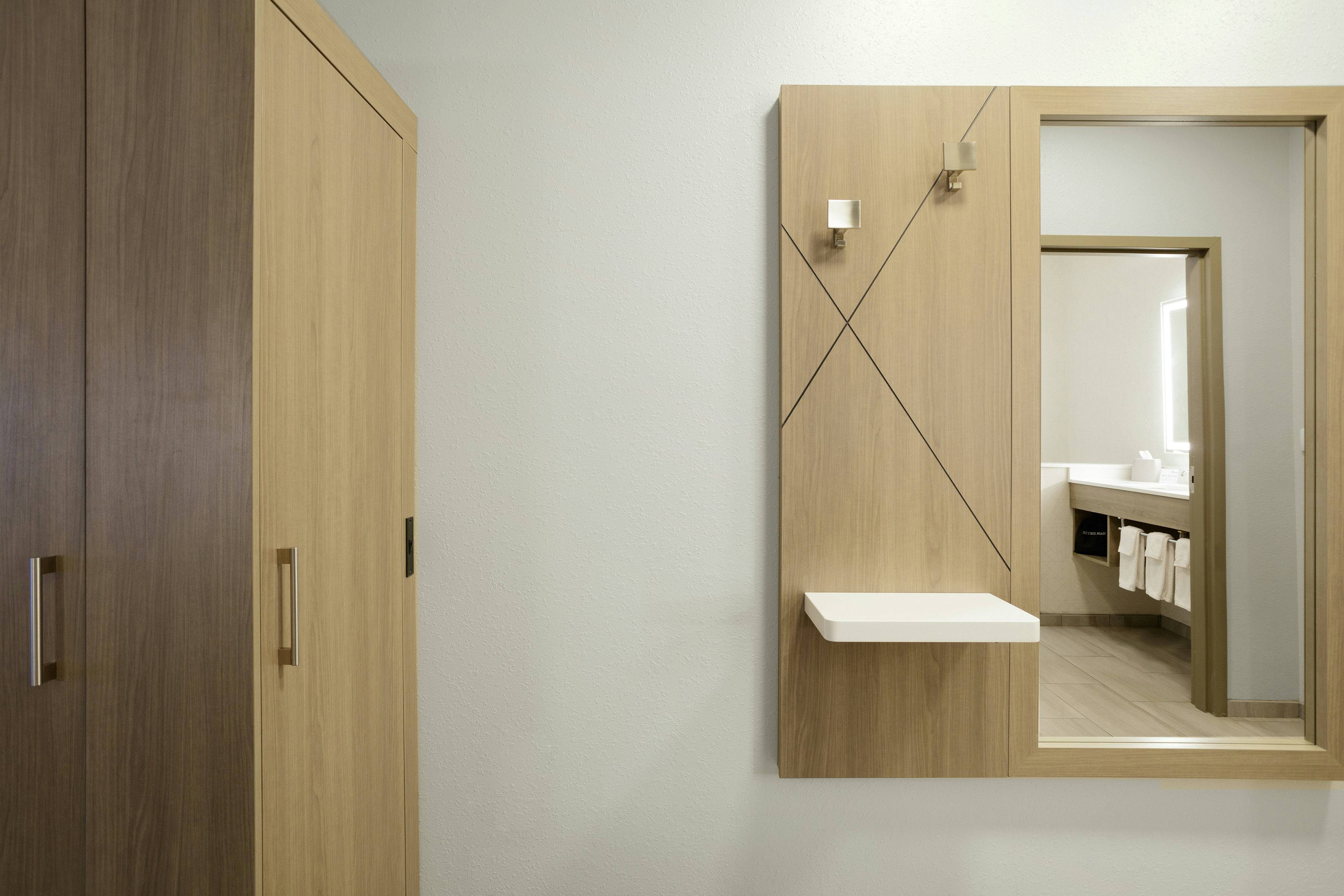 Holiday Inn Express Hotel Suites Valparaiso 41/41