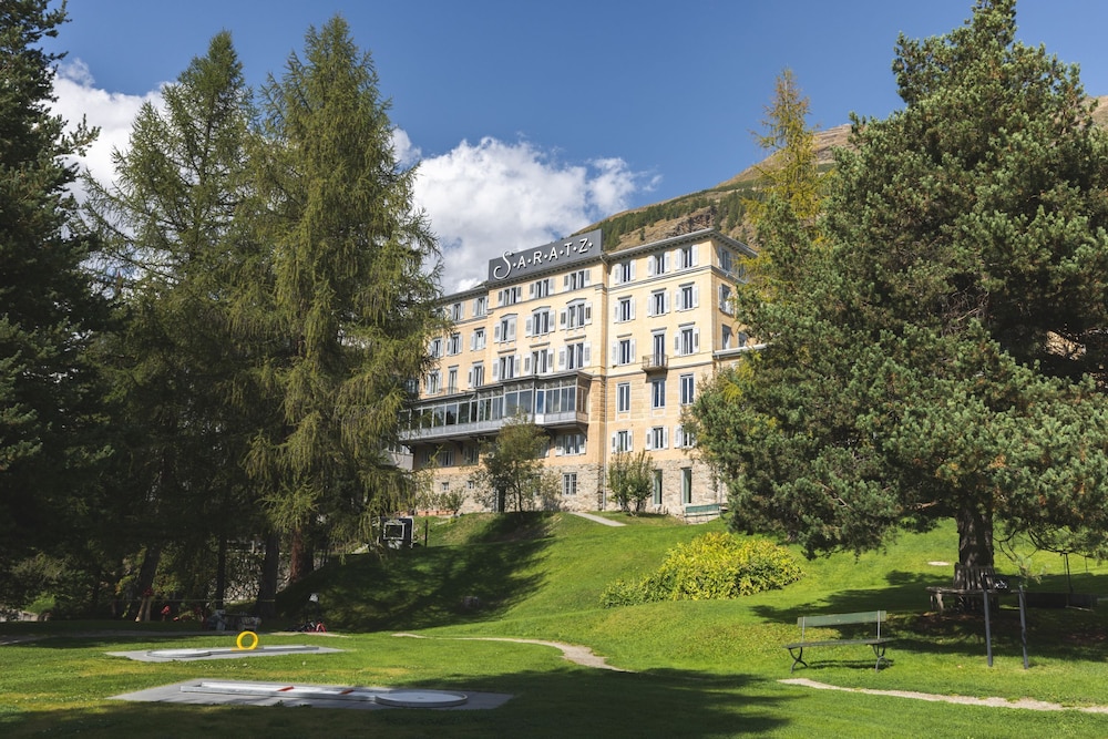 Hotel Saratz 3/37