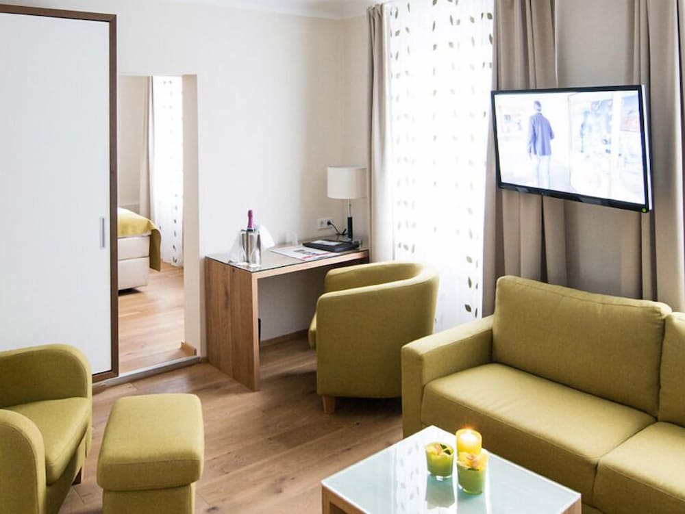 Hotel Am Herkules - Garni 35/49