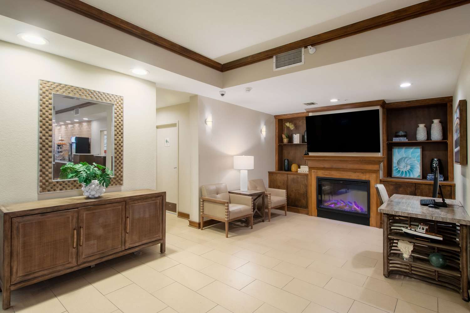 Econo Lodge Inn & Suites Foley-North Gulf Shores 26/40
