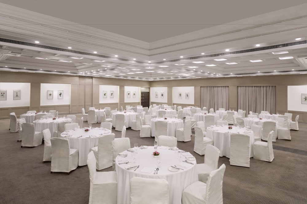 Trident Hotel Chennai 52/65