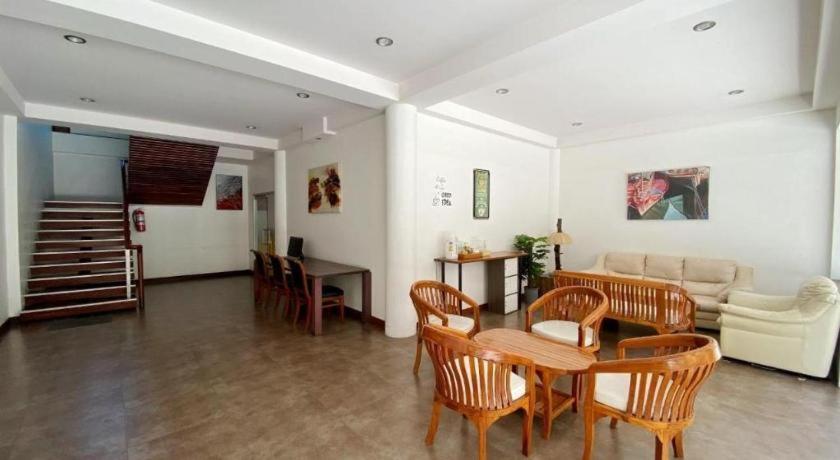 THE PAISIRI HOTEL 30/47