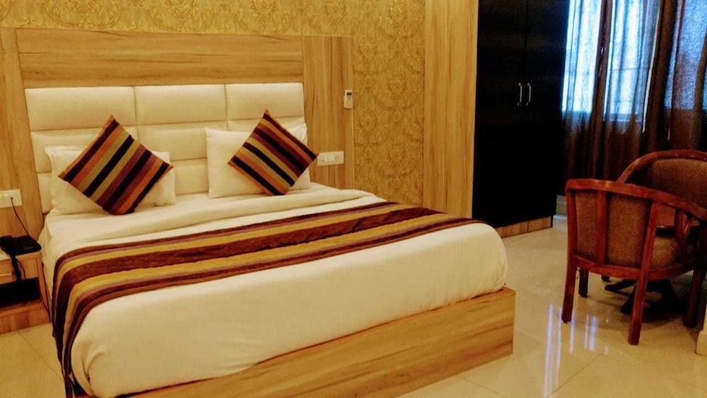 Airport Hotel Mahal 13/50