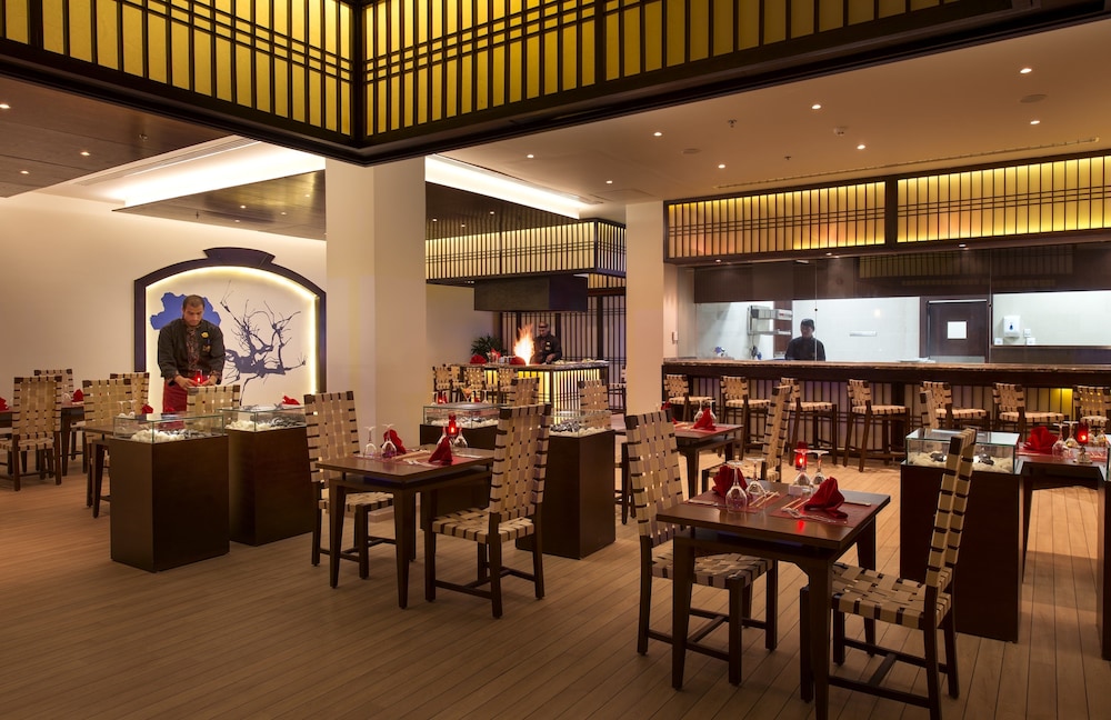 restaurant cafeteria