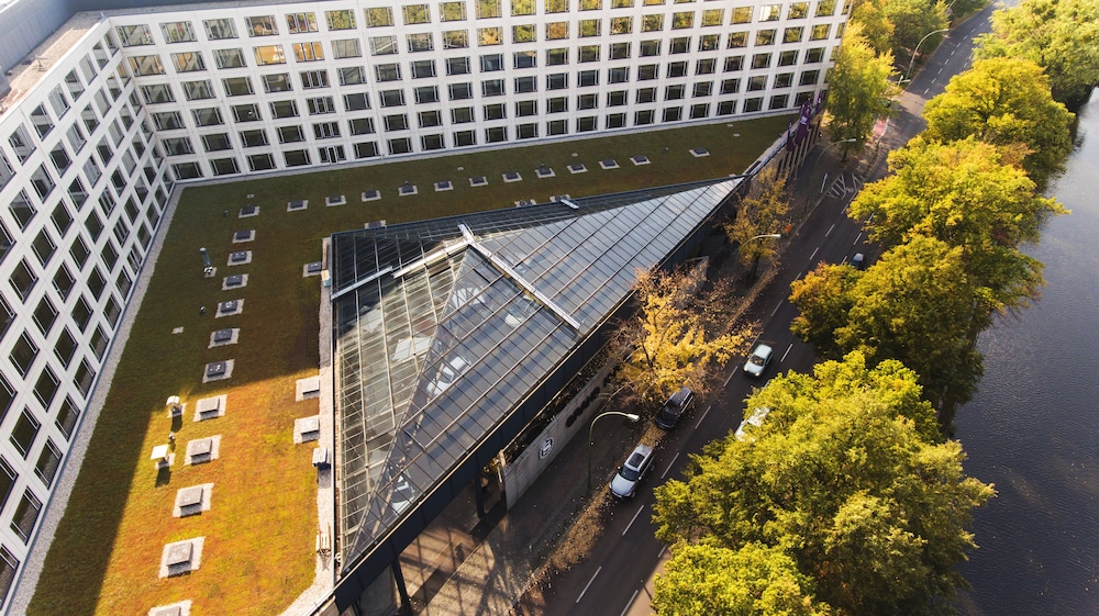 SHERATON BERLIN GRAND HOTEL ESPLANADE in BERLIN