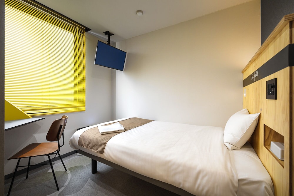 Sai Hotel 16/34