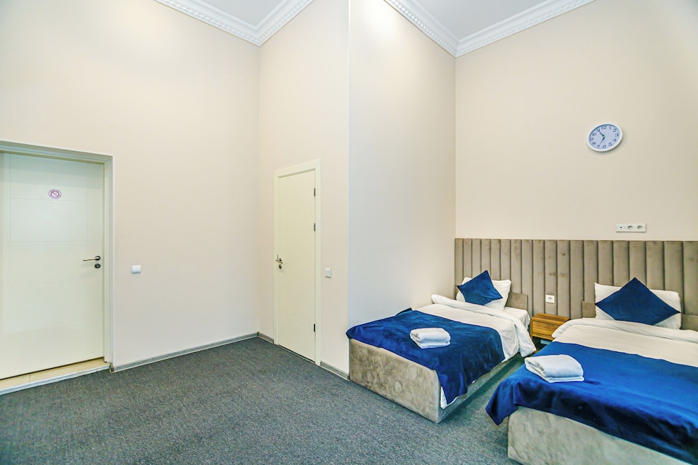 STANDARD, DOUBLE OR TWIN BED