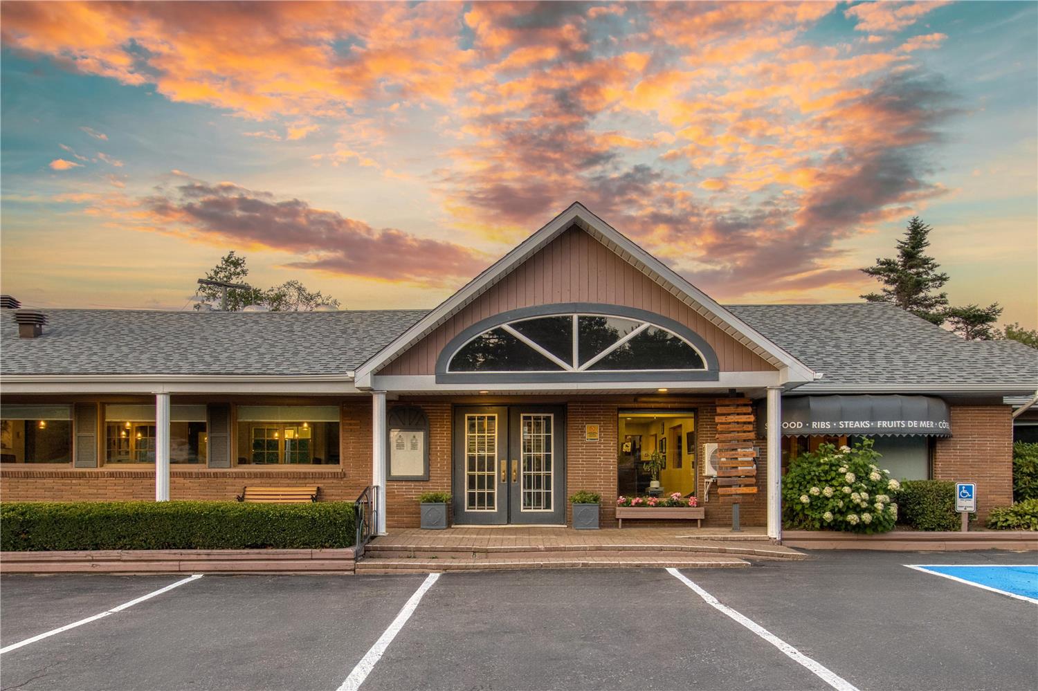 Dannys Hotel Suites Surestay Collection By Best Western 2/47