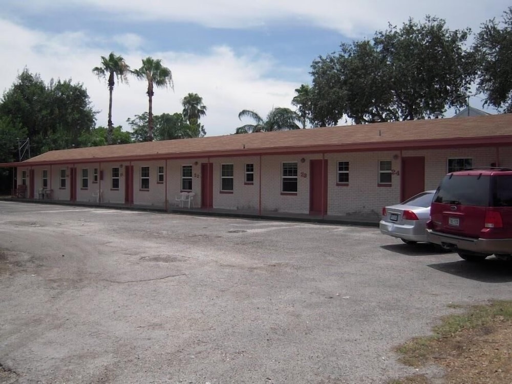 Bayfront Cottages 19/28