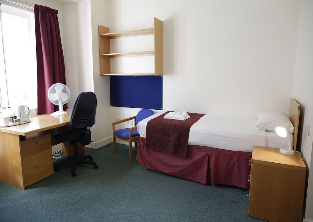 Imperial College London Princes Garden (Princes Gardens Residences) (Southside & Eastside Halls) 9/20