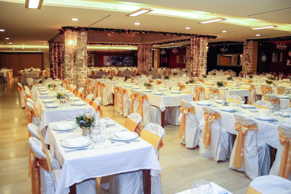 Hotel Palas 18/23