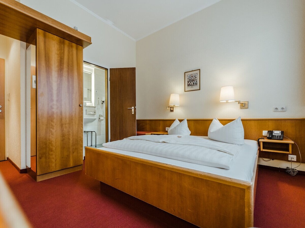 Hotel am Marschiertor 12/50
