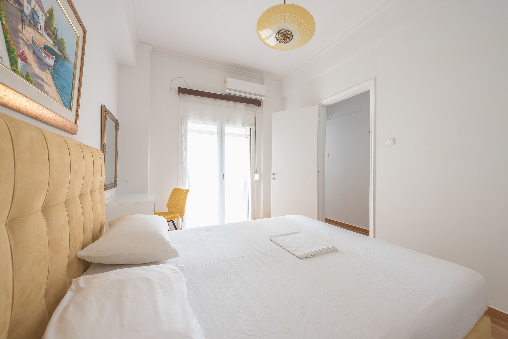 Victoria, Secret, Apartment, Twin Beds, 3 Double Beds, Sofa