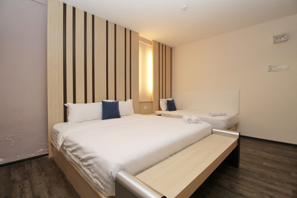 Hotel Zamburger Klang 10/28