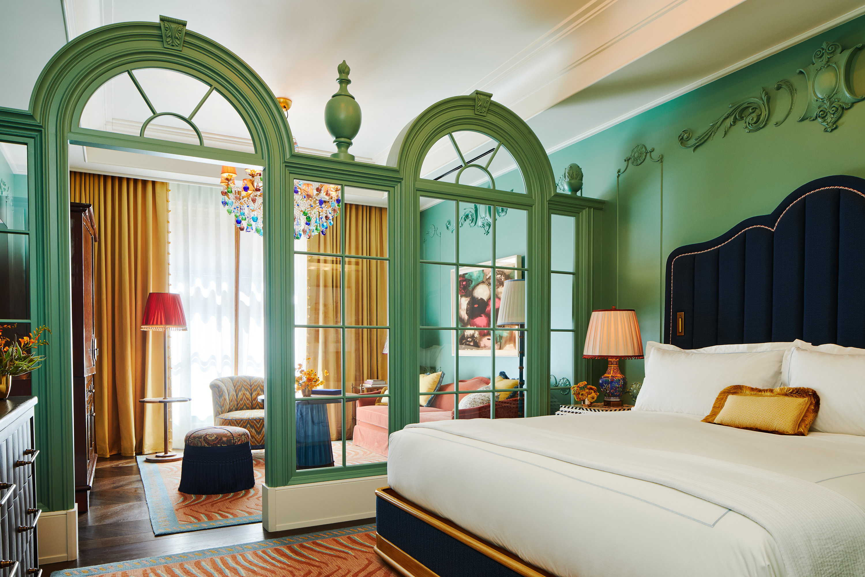 SUITE, MANSION