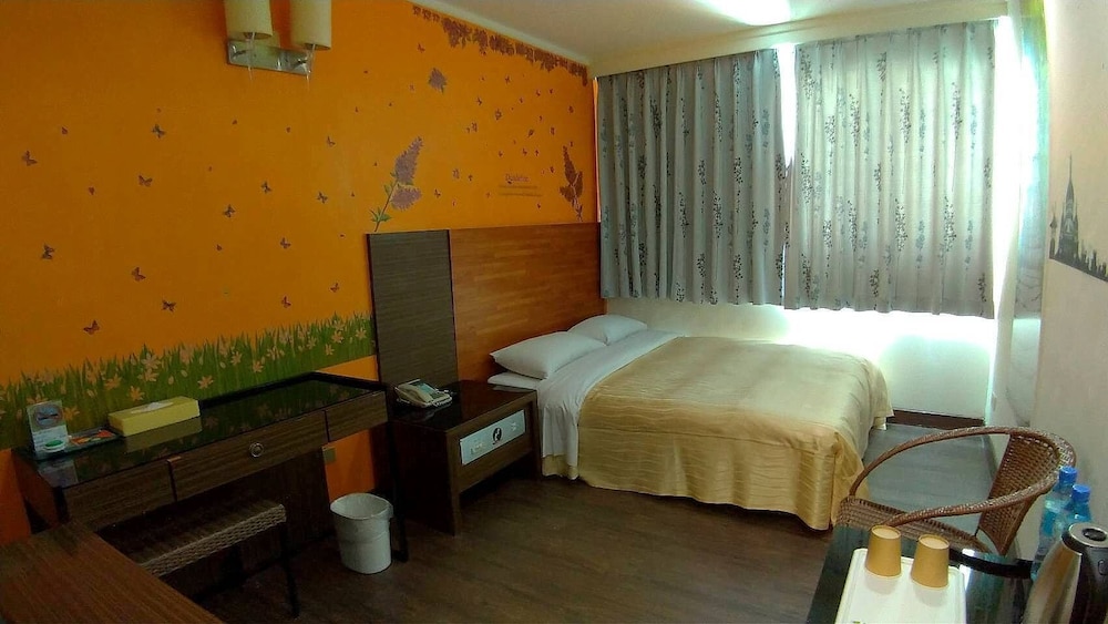 Toong Mao Kao-shang-ching Hotel 9/54