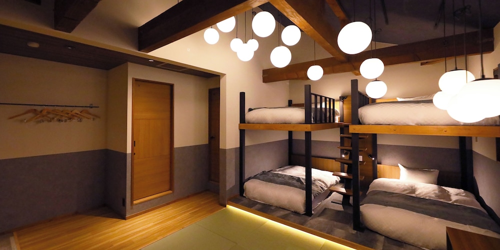 غرفة عائلية بأربعة أسرّة وفرشتي فوتون، Hakuba Ryujin Onsen RYOKAN SUI 4/4