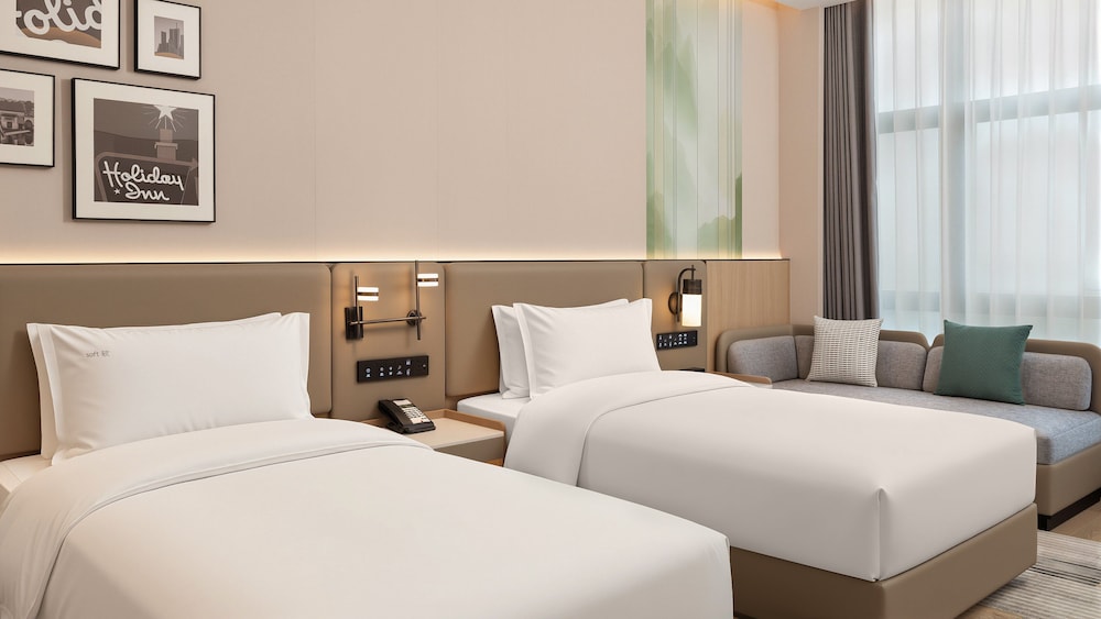 غرفة قياسية بسريرين منفصلين، Holiday Inn Wuhu Jiangbei New Area by IHG 2/2