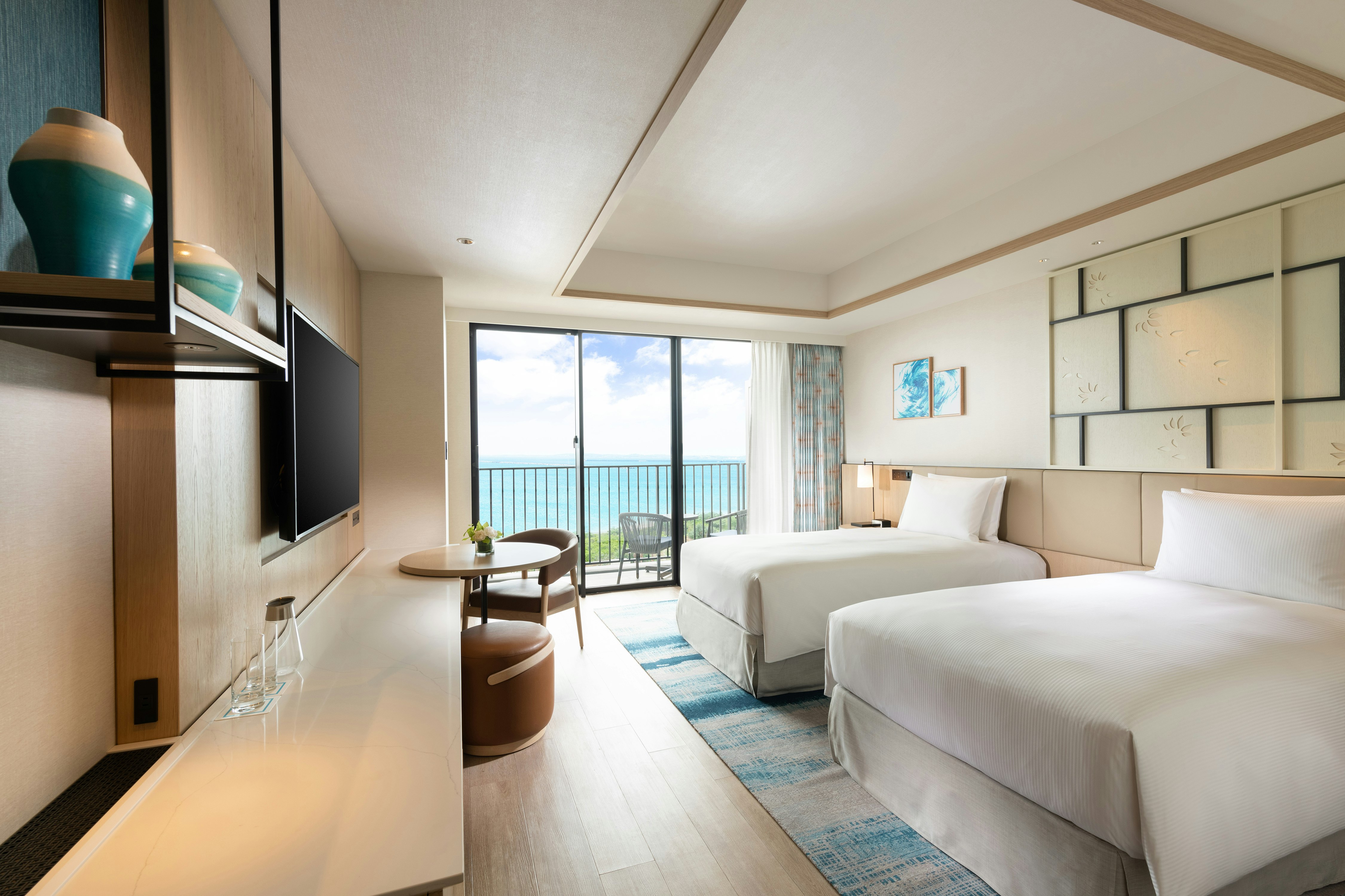 Deluxe, Twin Beds, Sunset View