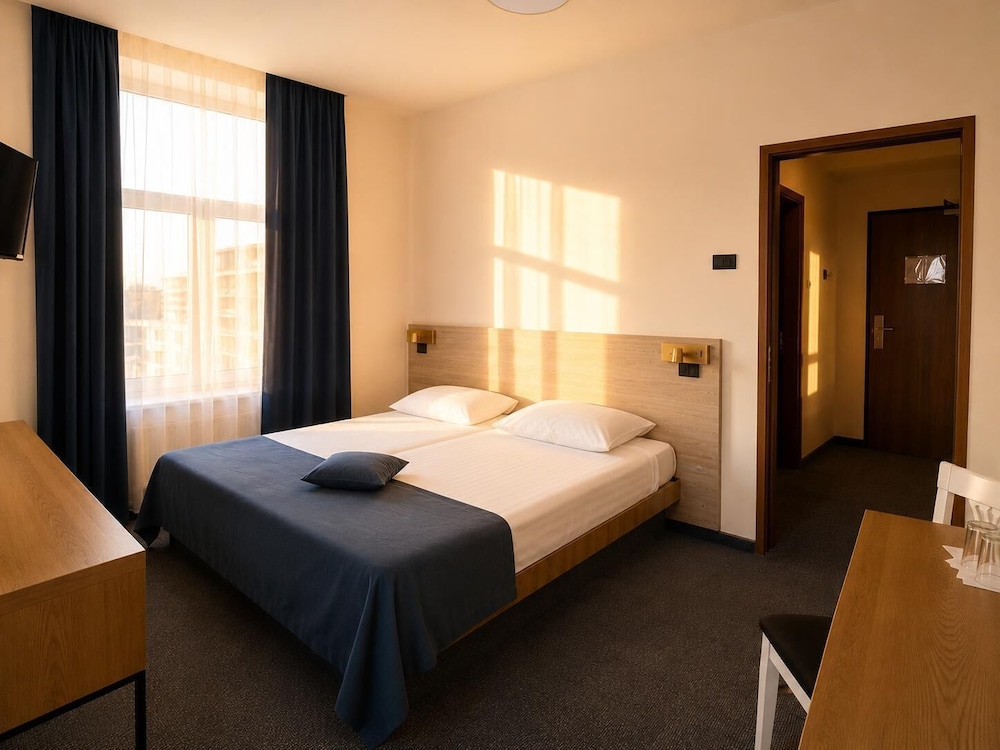 Astoria Hotel 20/50