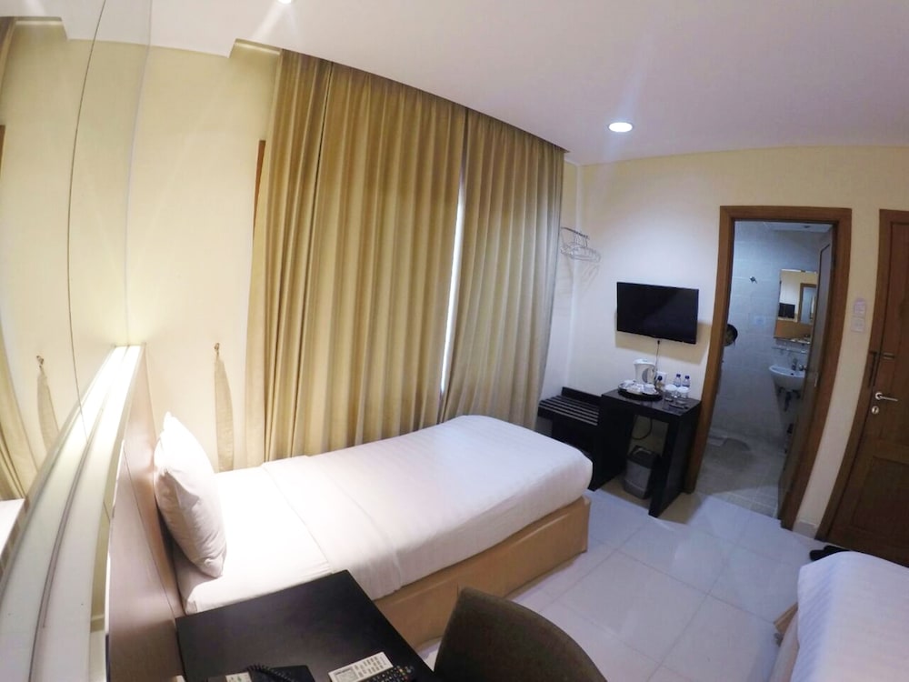 Country Heritage Resort Hotel 3/20