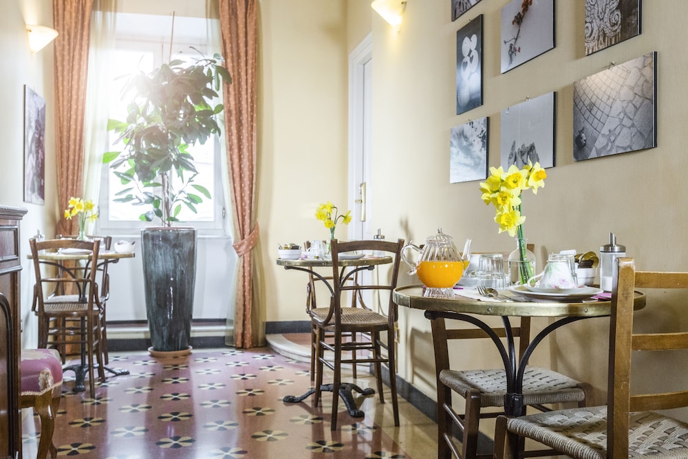 Casa De' Fiori Biscione 41/50