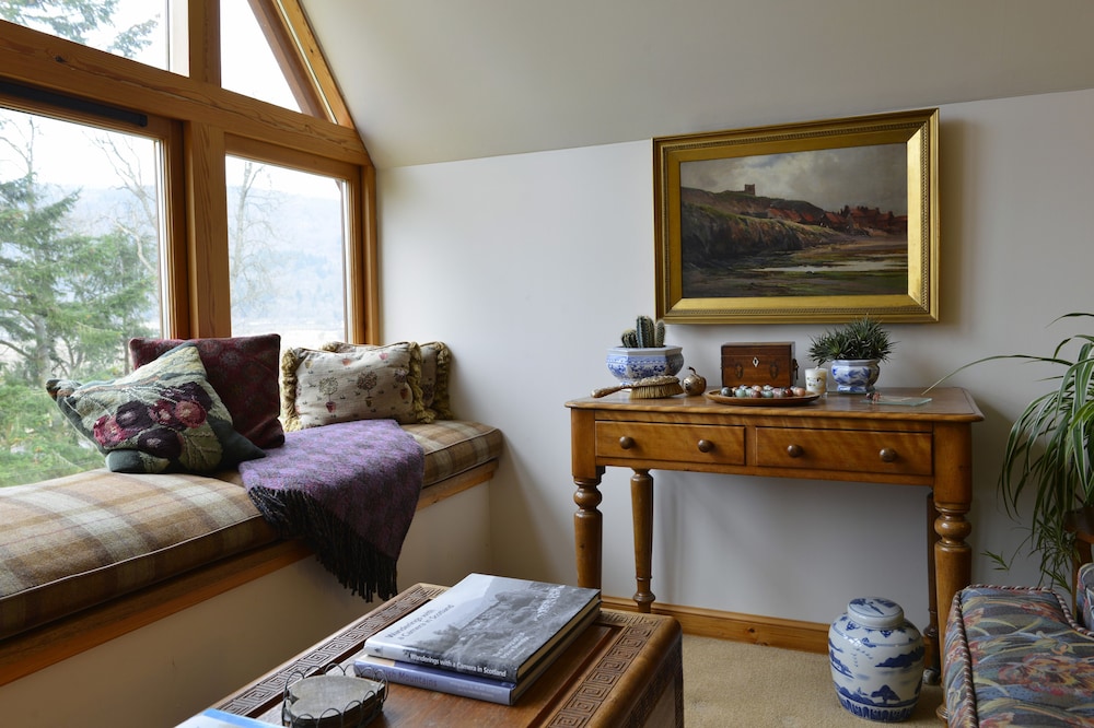 Brae House 12/39