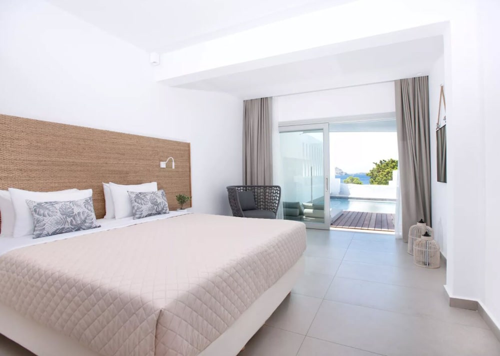 Manoula's Beach Mykonos Resort 7/49