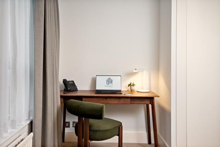 Monarch House - Serviced Apartments - Kensington 30/36