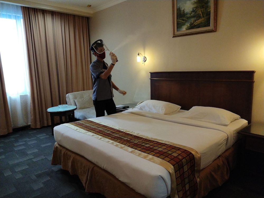 Furaya Hotel 18/37