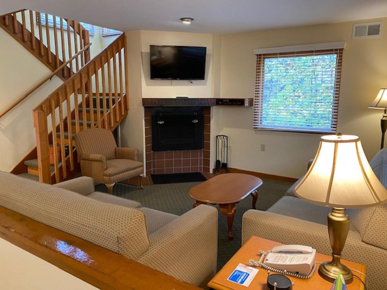 Pocono Villas Resort 32/50