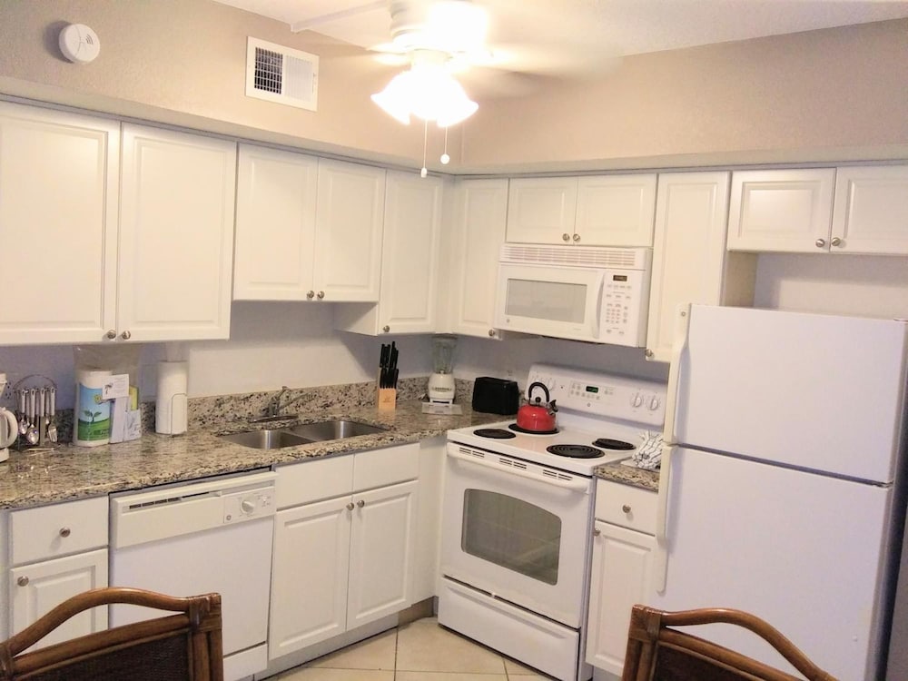 Lifetime of Vacations Resort 38/50