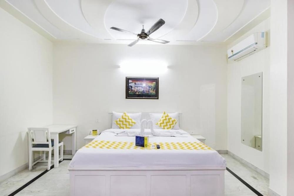 Fabhotel Dior Pink City 24/40