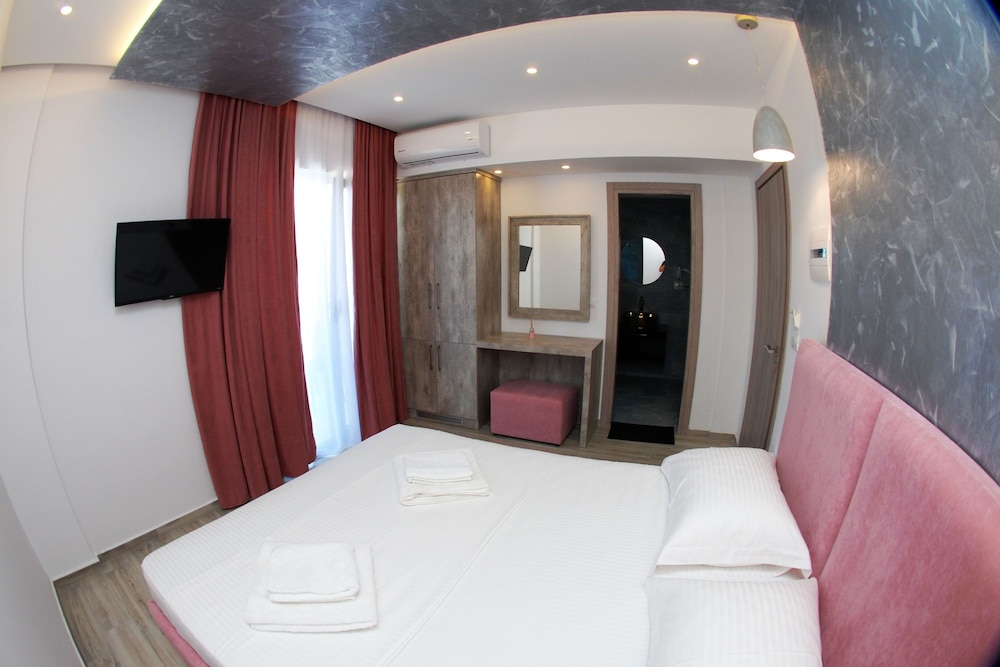 Hotel Kuburi 17/50