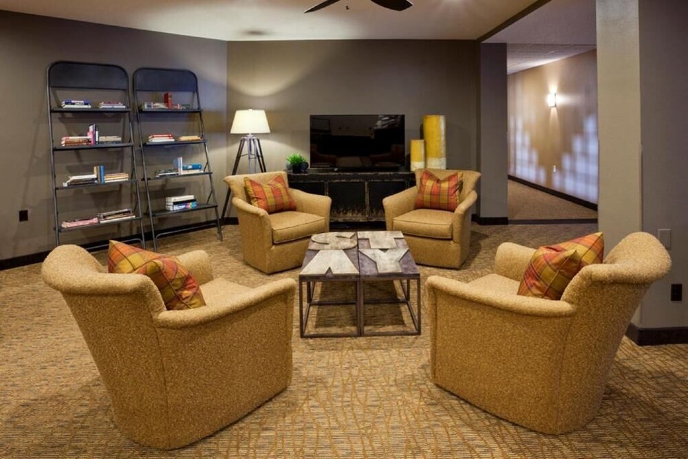 Grandstay Residential Suites Hotel La Crosse 22/62