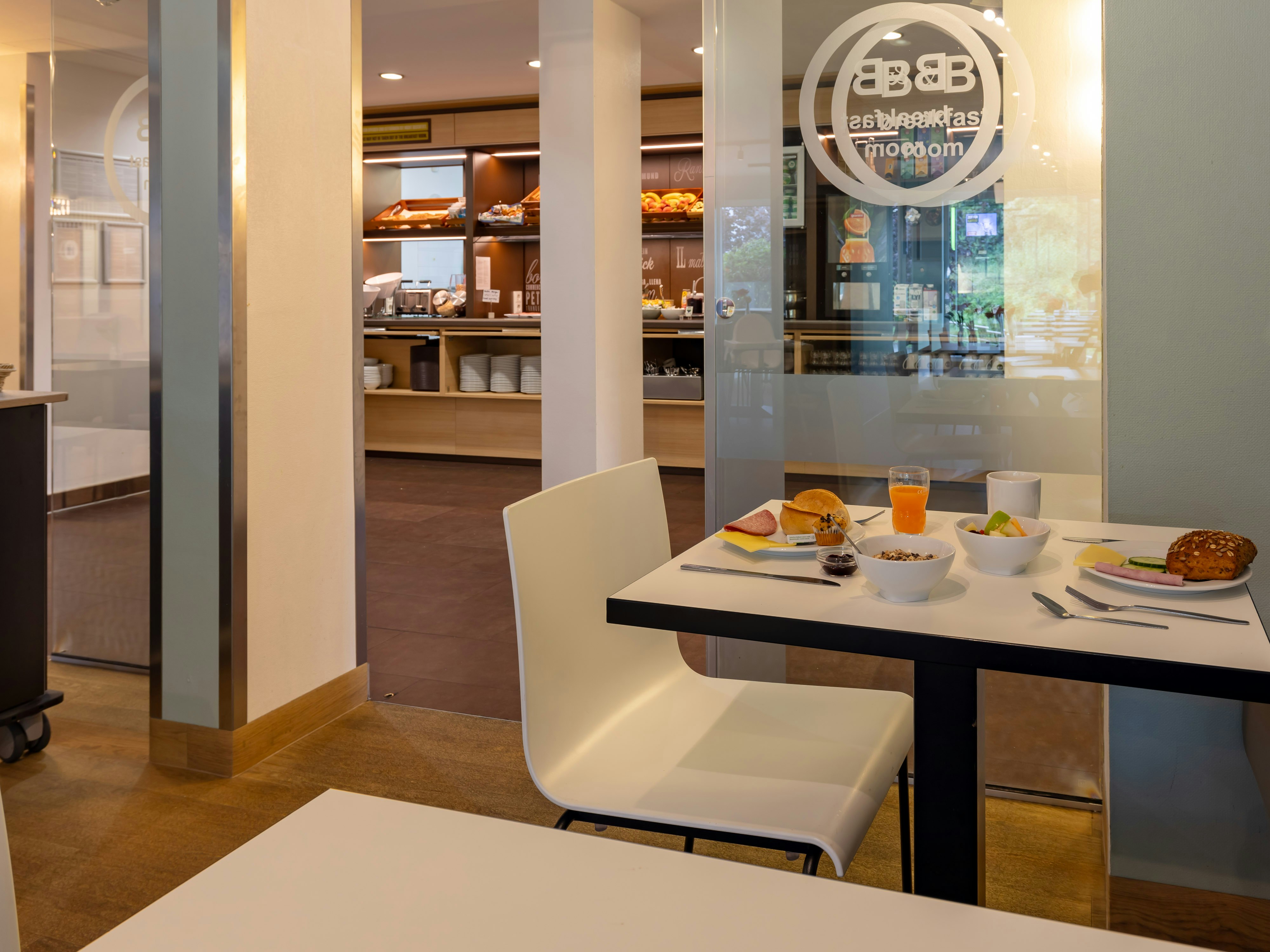 B&B Hotel Frankfurt-Hahn Airport 24/27