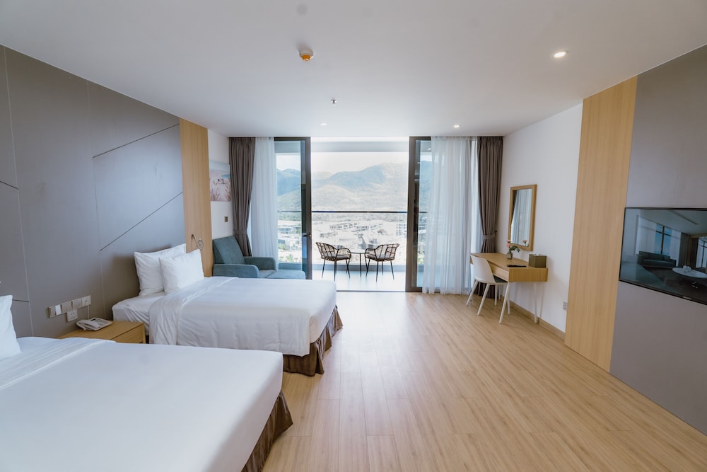 Deluxe, Twin Beds, Ocean View