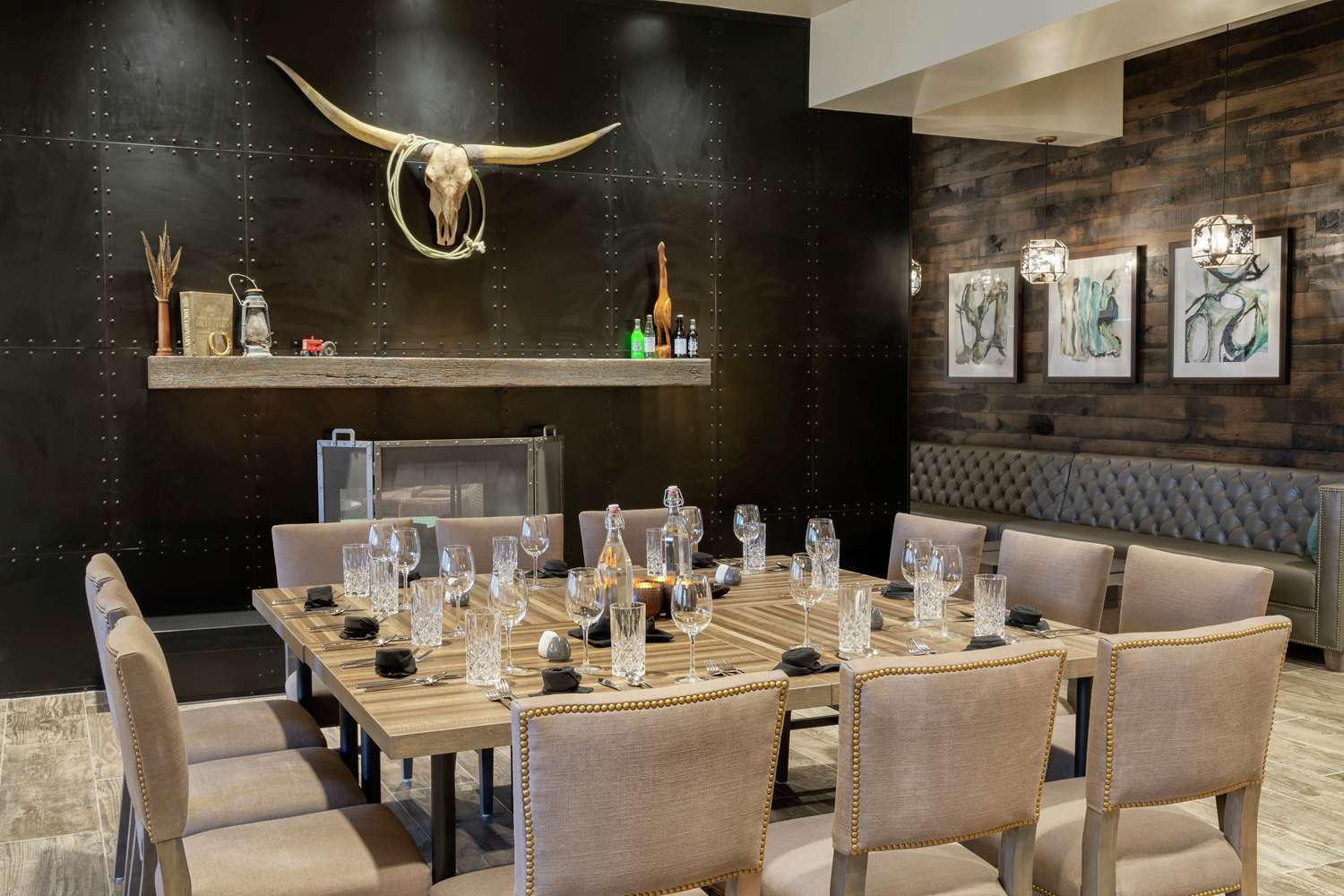 restaurant cafeteria