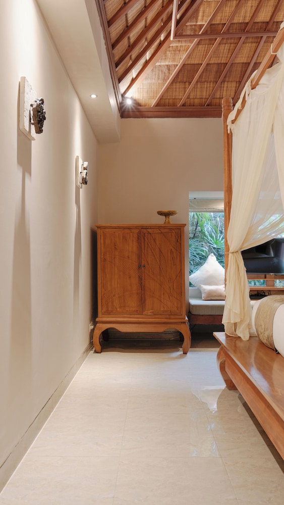 Disini Luxury Spa Villas 12/50