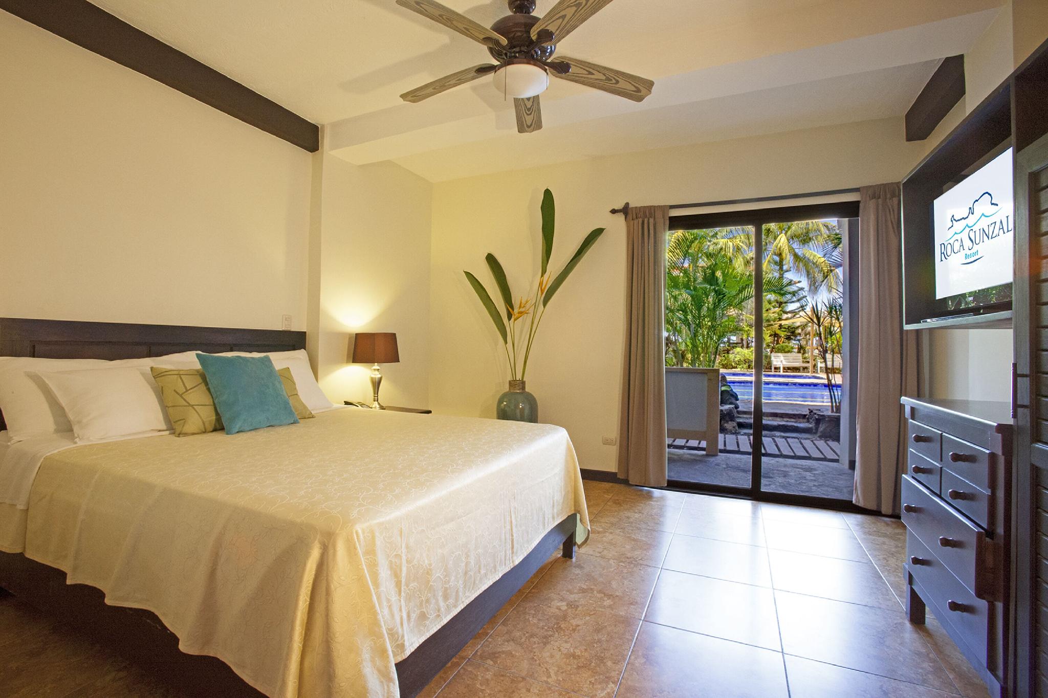 Room, Double Bed, Pool View
